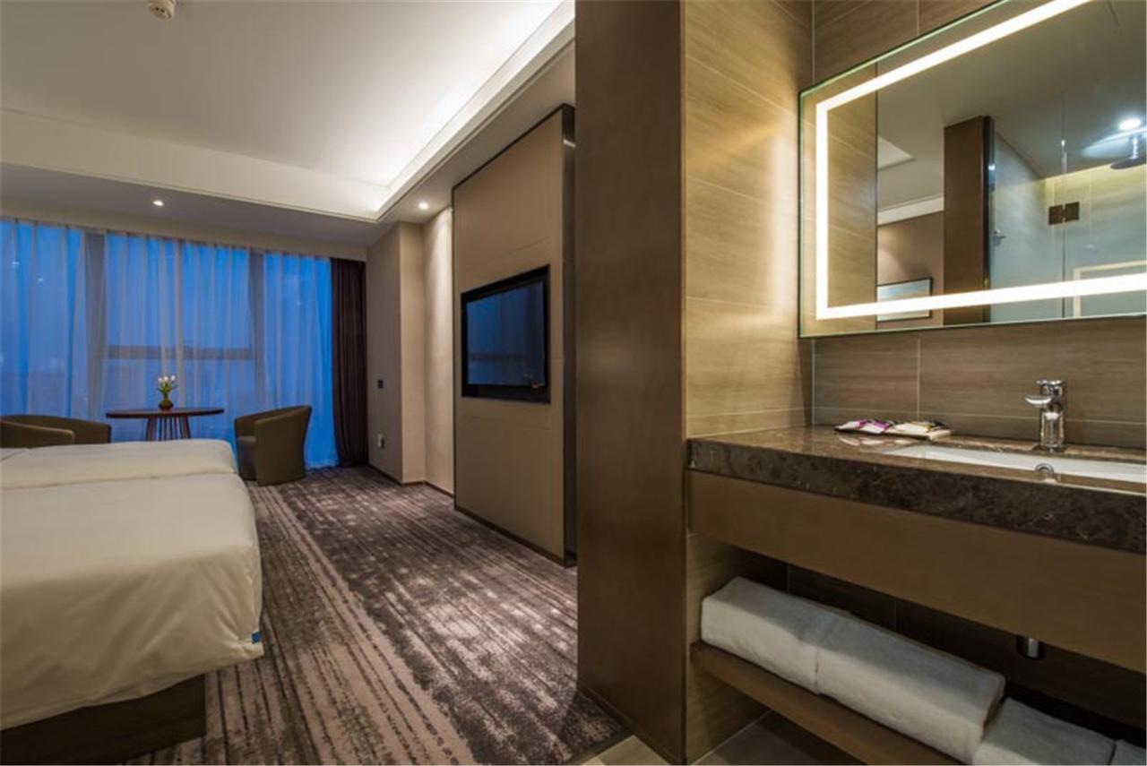 Mercure Yantai Golden Beach Bagian luar foto